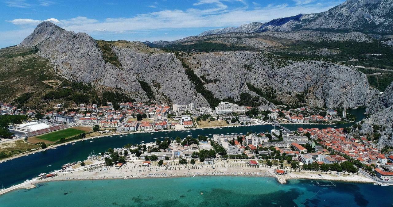 Apartament Green Valley Omiš Exteriör bild
